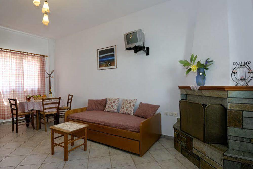 Charoula Apartment Платаниас Екстериор снимка